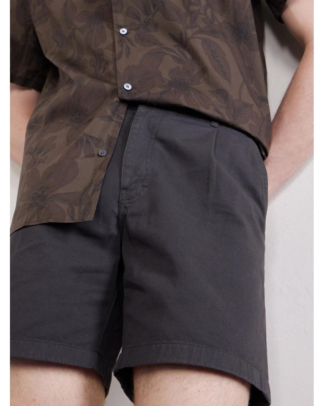Mr P. Gray Wide-Leg Pleated Cotton-Canvas Shorts for men