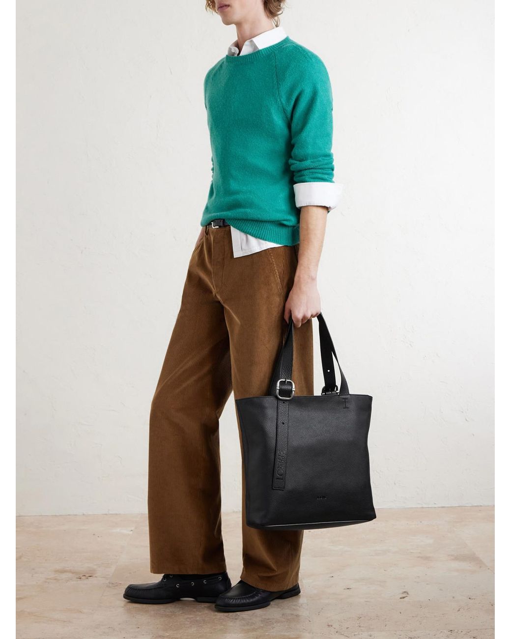 Loop Logo-Debossed Full-Grain Leather Tote Bag di Loewe in Black da Uomo