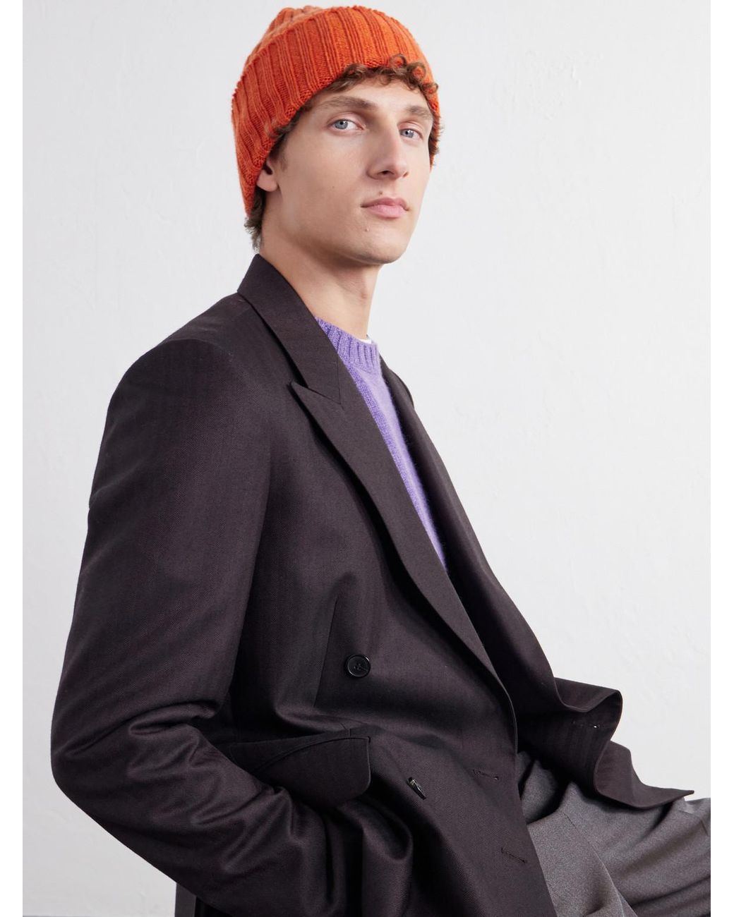 Thom Sweeney Red Ribbed Cashmere Beanie for men