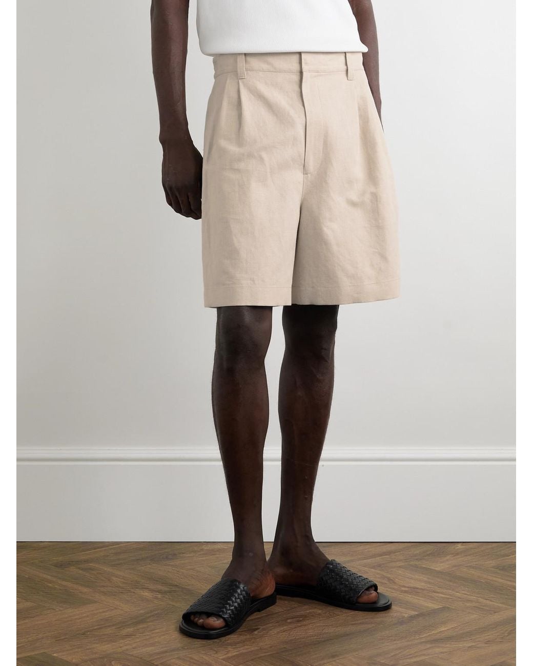 Bottega Veneta Natural Straight-Leg Pleated Linen And Cotton-Blend Twill Shorts for men