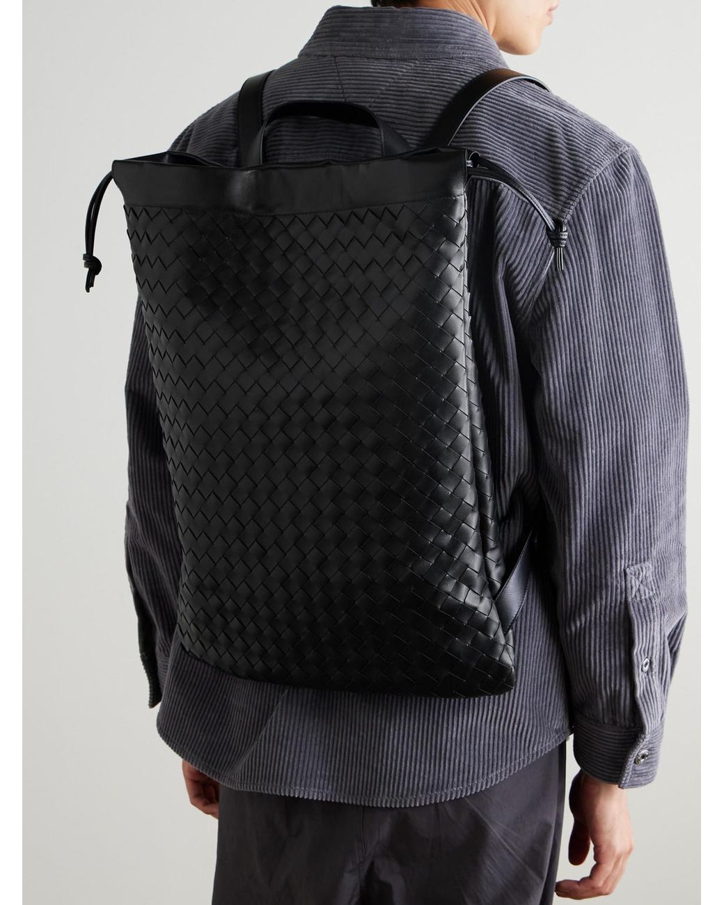 Bottega Veneta Black Trail Intrecciato Leather Drawstring Backpack for men