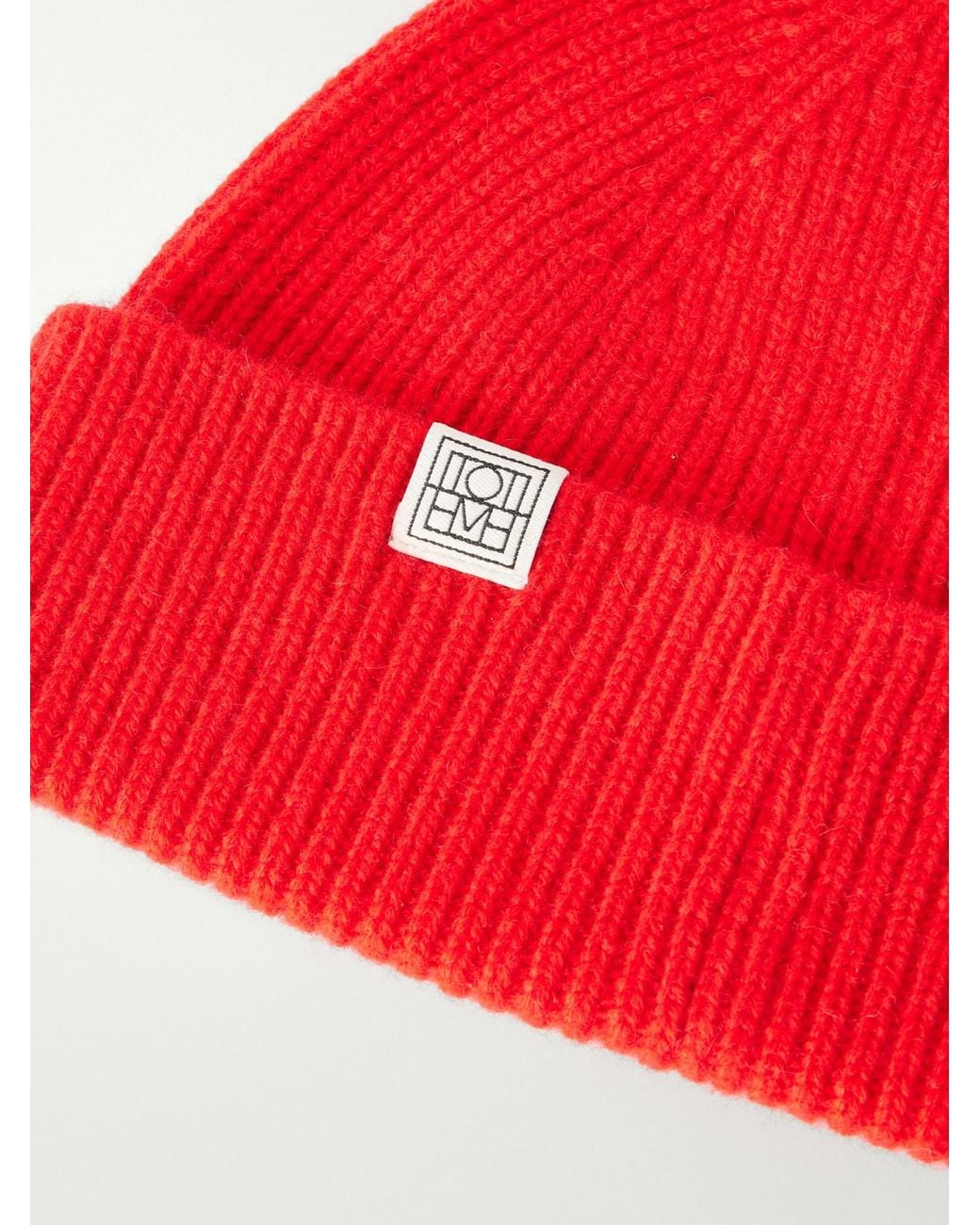 Totême Red Cashmere Beanie for men