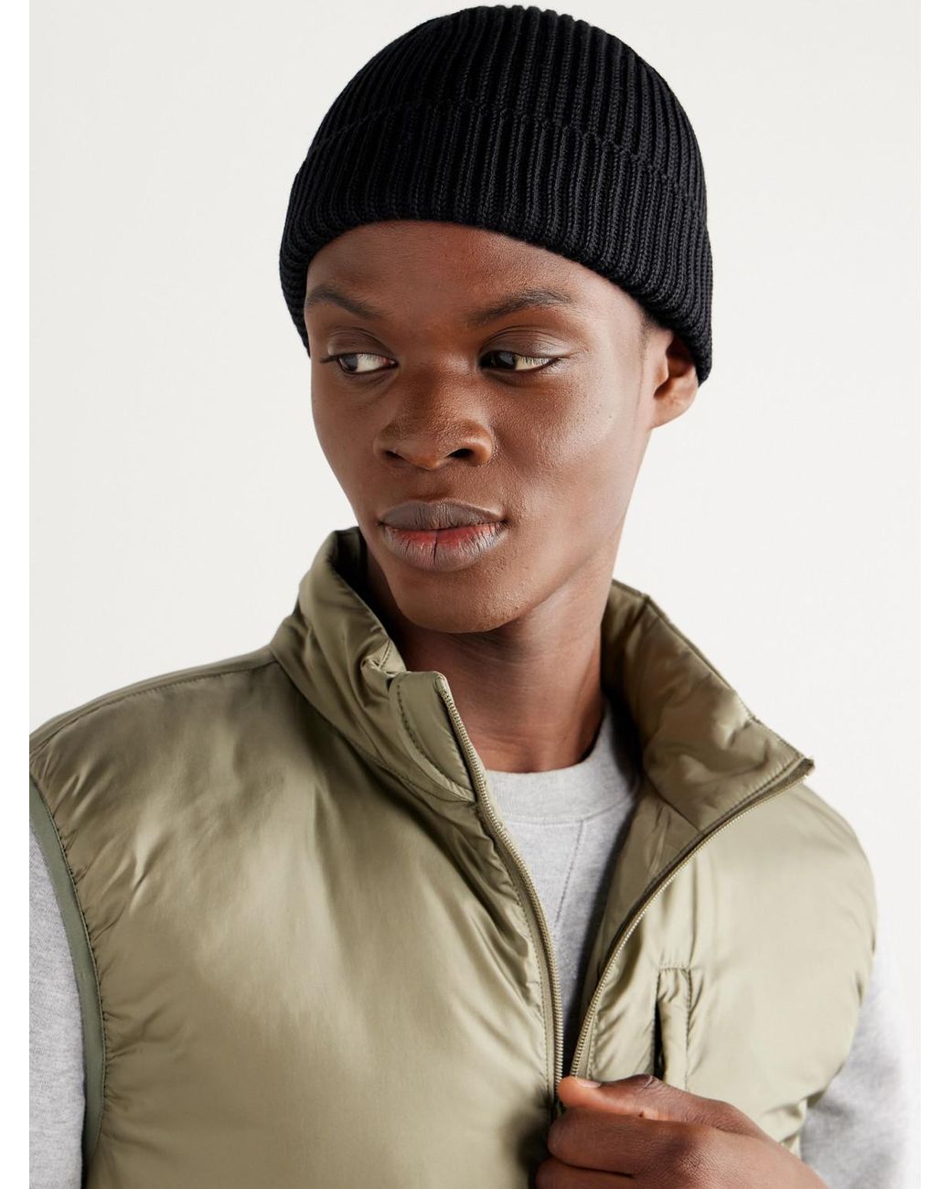 S.N.S Herning Black Fender Ribbed Virgin Wool Beanie for men
