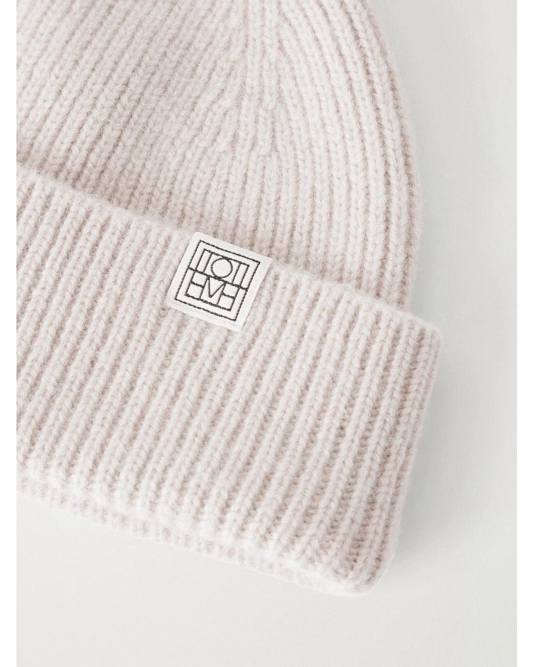 Totême Natural Cashmere Ribbed Beanie for men