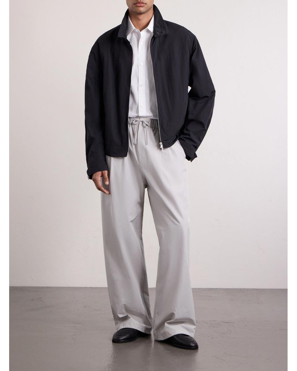 Amomento Gray Drawstring Straight-Leg Woven Trousers for men