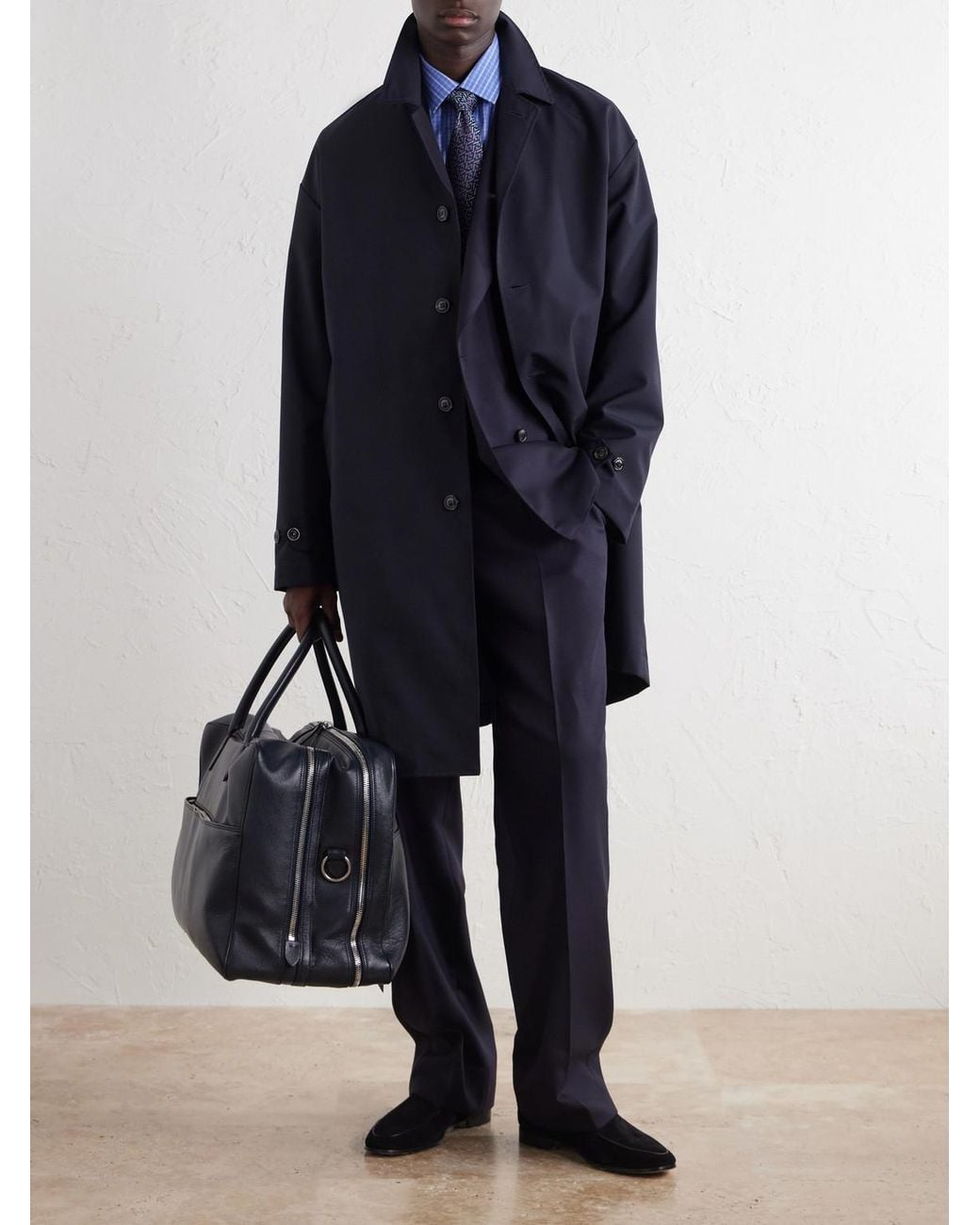 Metier Black Closer Weekend Leather Weekend Bag for men