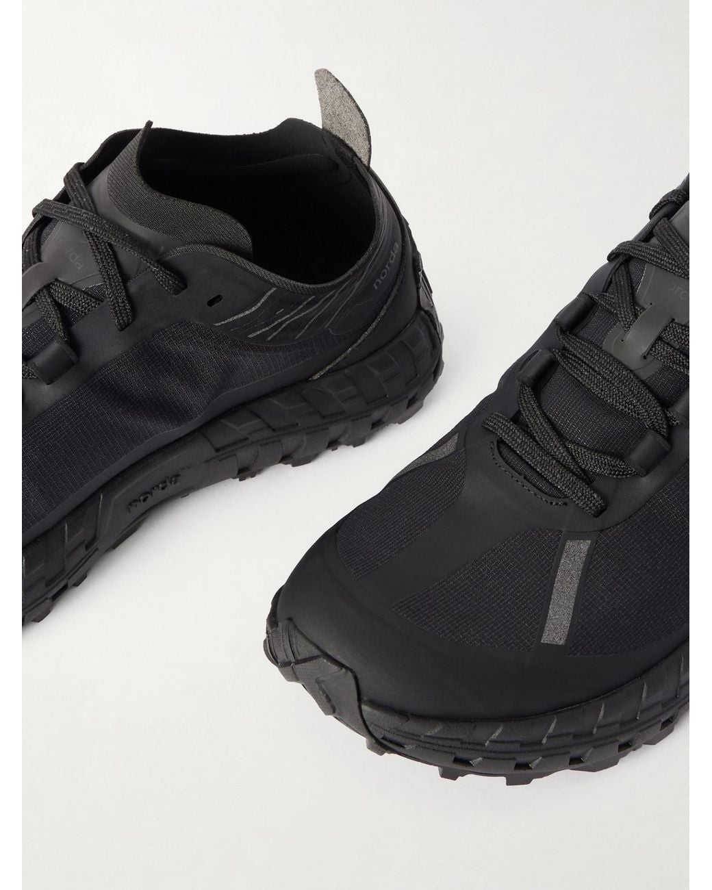 Norda Black 001A Dyneema Running Sneakers for men