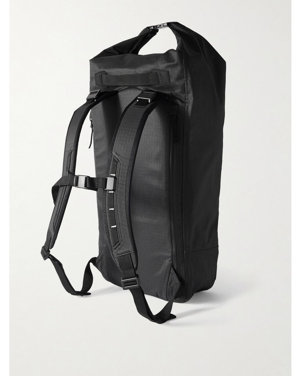 Essential Ripstop Backpack di Db Journey in Black da Uomo