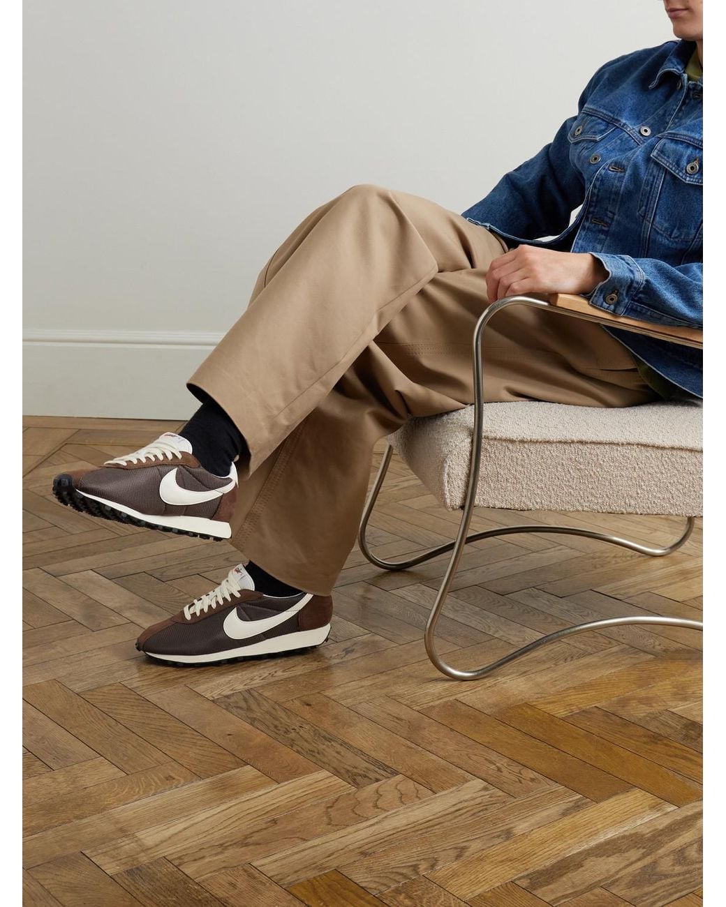 brown nike shoes outfit