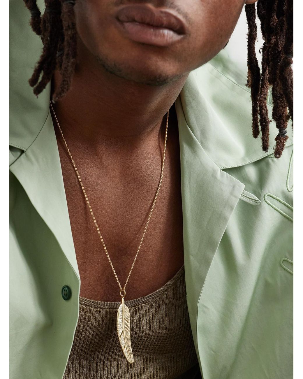 Jacquie Aiche Black Large Feather 14-Karat Charm for men