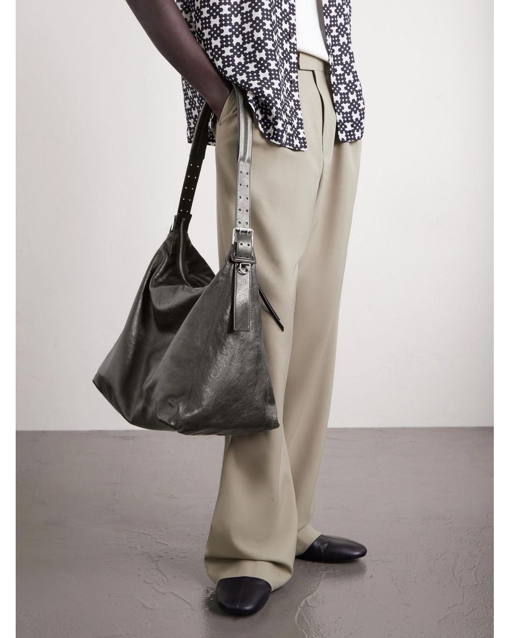 Lemaire Black Belted Leather Tote Bag for men