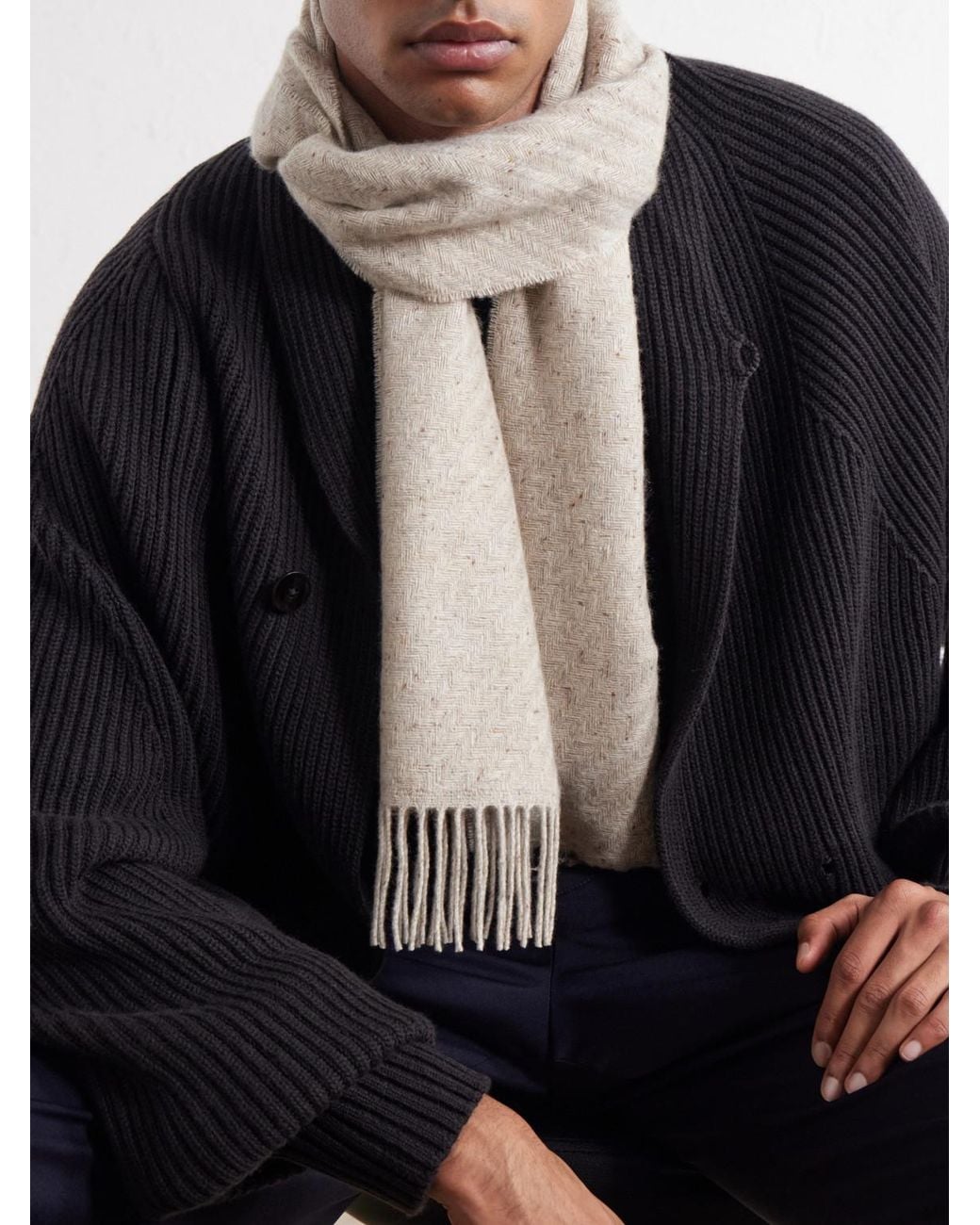 Johnstons Natural Fringed Cashmere Scarf for men