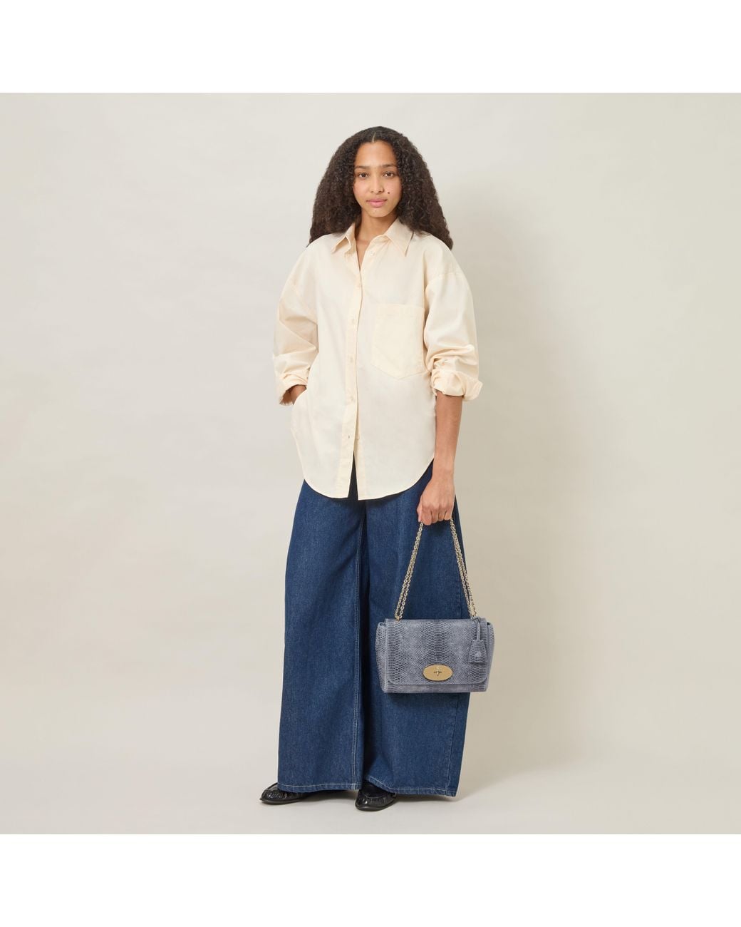 Mulberry Blue Medium Lily Foggy