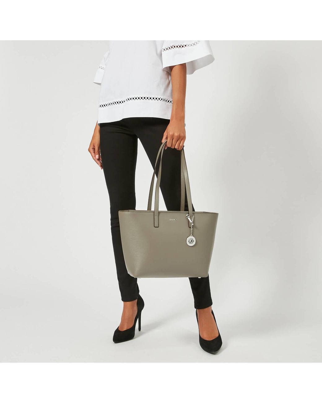 Bryant Medium Tote Dkny Discount Sales, Save 54% | jlcatj.gob.mx