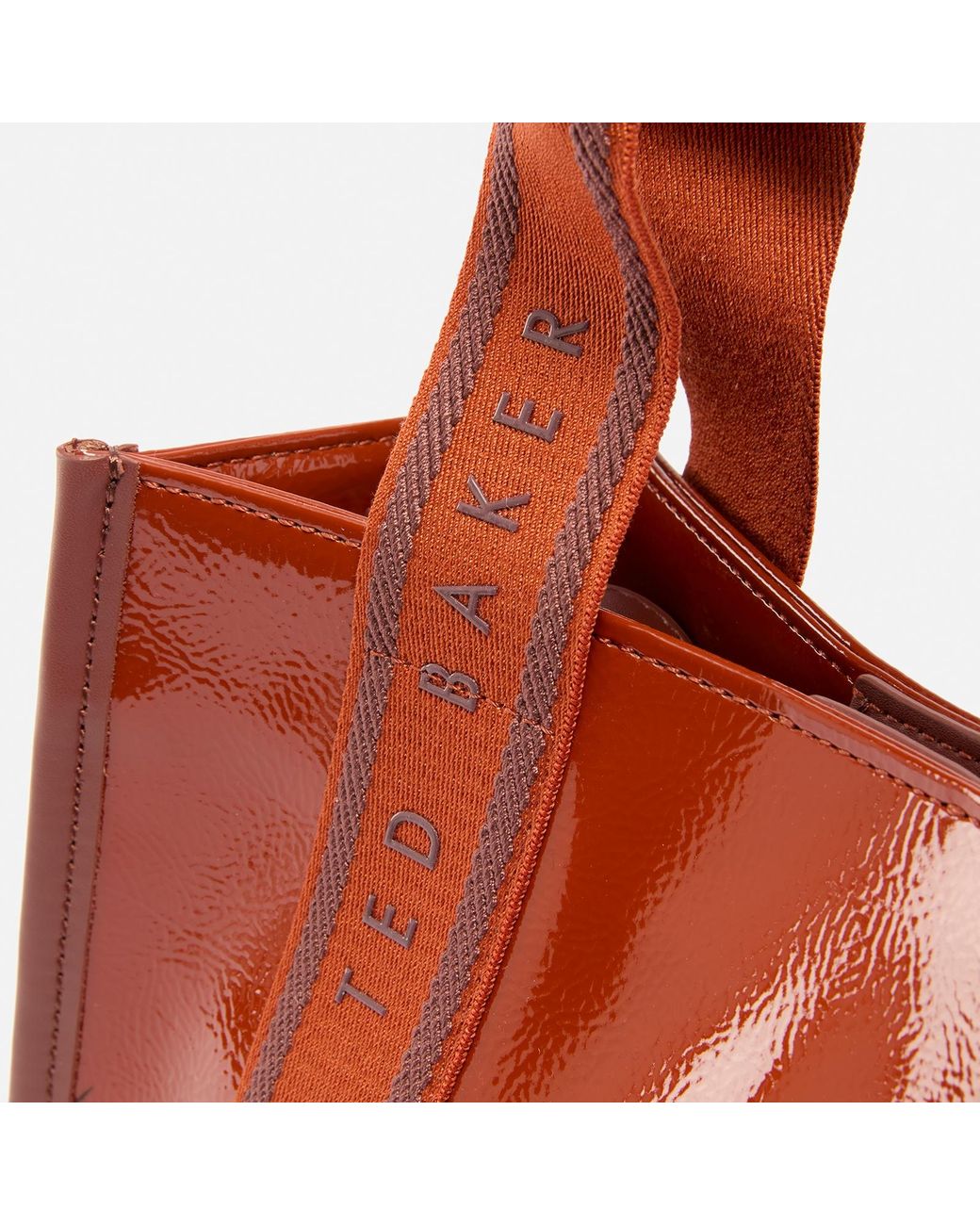 【TED BAKER】CELIANE スモールトートバッグ TED BAKER Celiane Branded Webbing Patent Small Tote Bag in