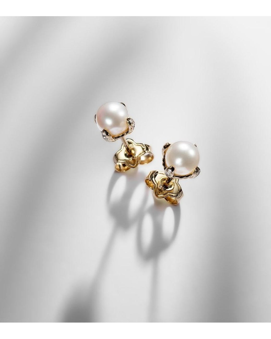 David Yurman White Pearl Classics 18Kt Earrings With Pearls And Diamonds