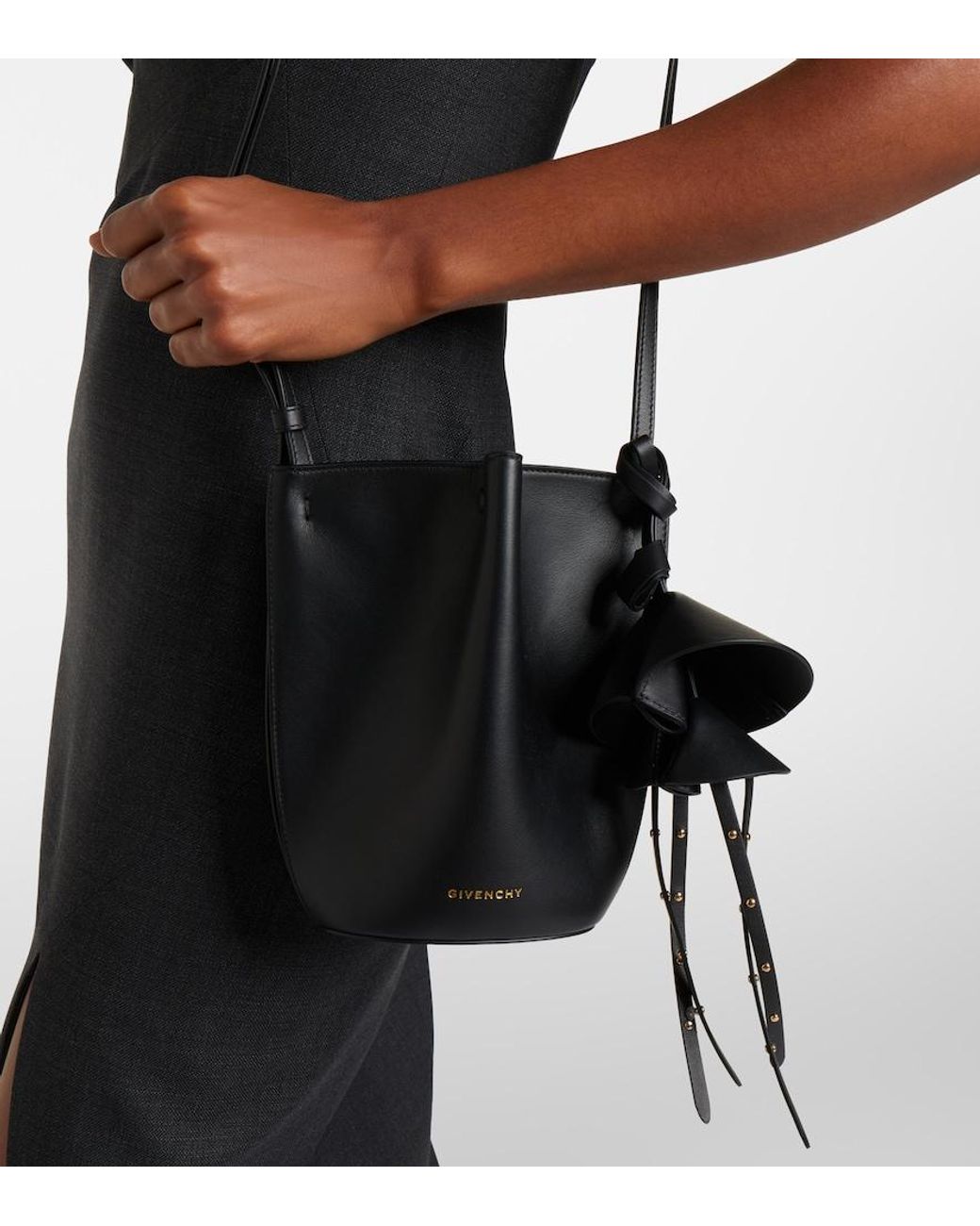 Givenchy White Bucket Bag Snap Mini Aus Leder