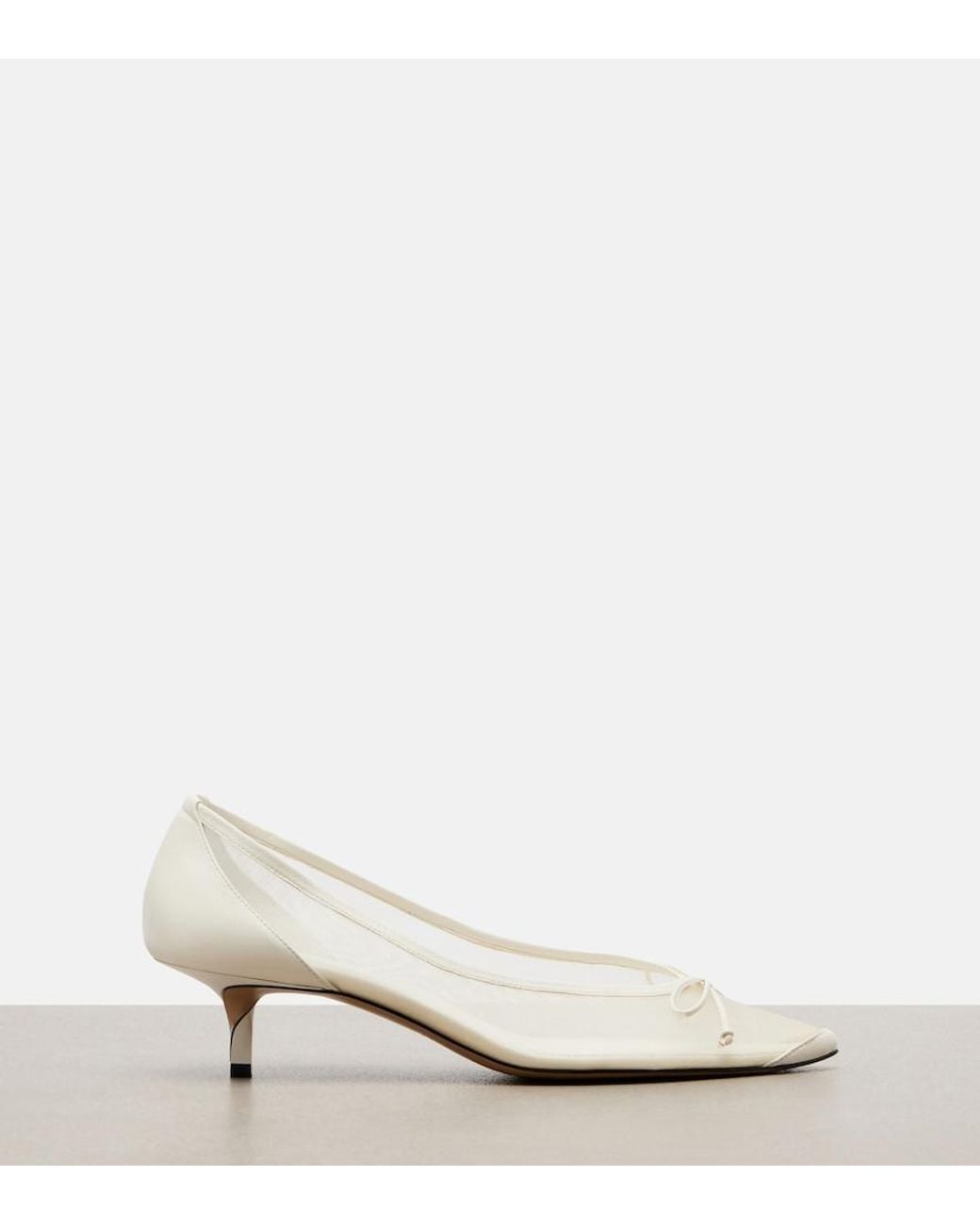 Jacquemus White Tourni Leather-Trimmed Mesh Pumps