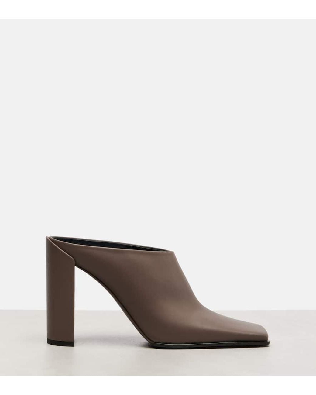 Alaïa Brown Leather Mules