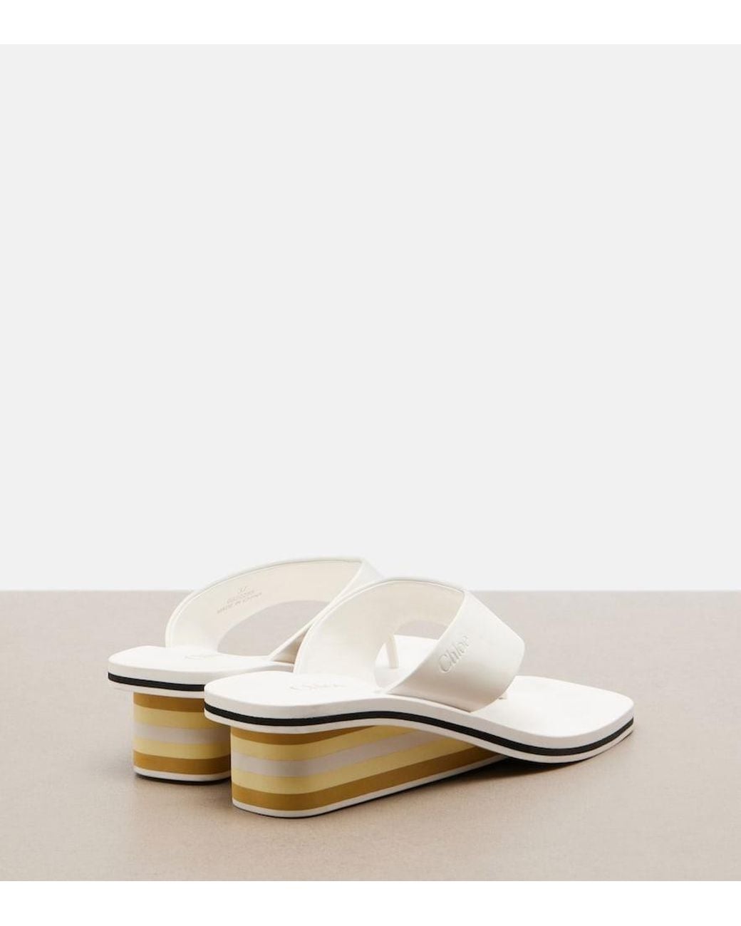 Chloé White Swimming Cool Patent Leather Thong Sandals
