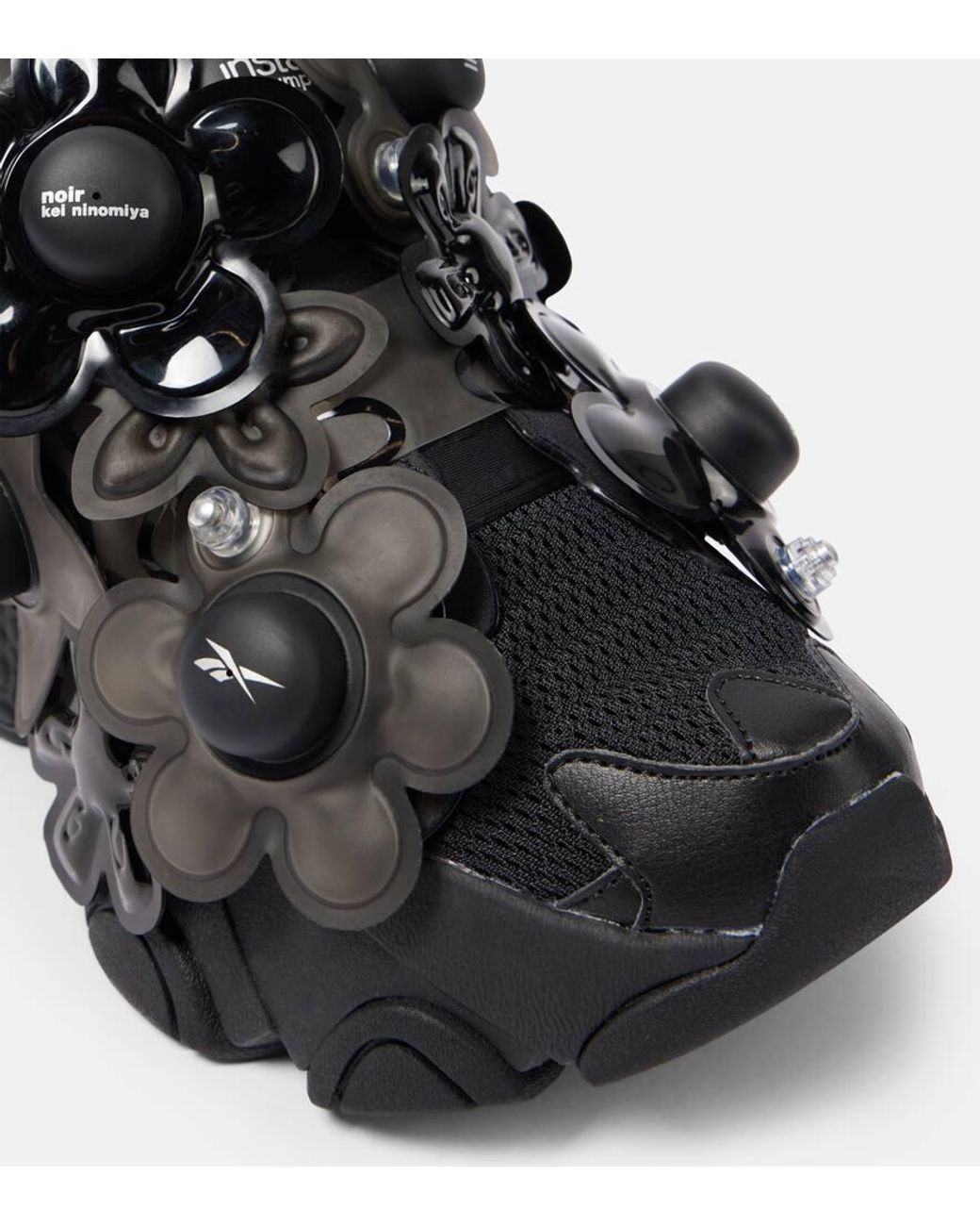 Noir Kei Ninomiya X Reebok Insta Pump Yuki Sneakers in Black Noir Kei Ninomiya X Reebok Insta Pump Yuki Sneakers in Black