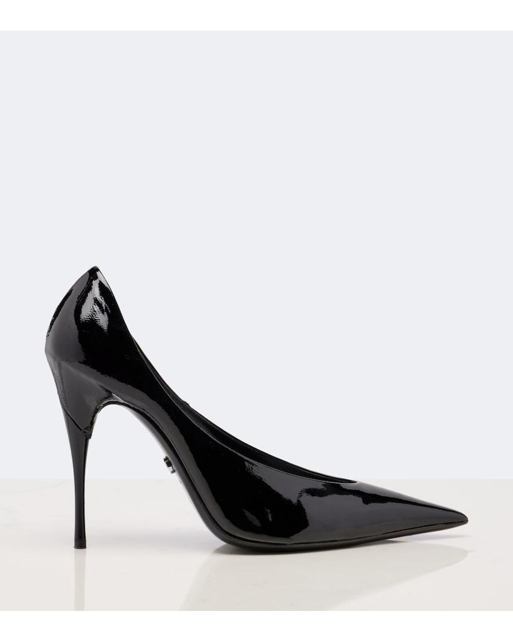 Gucci Black Sharp Patent Leather Pumps