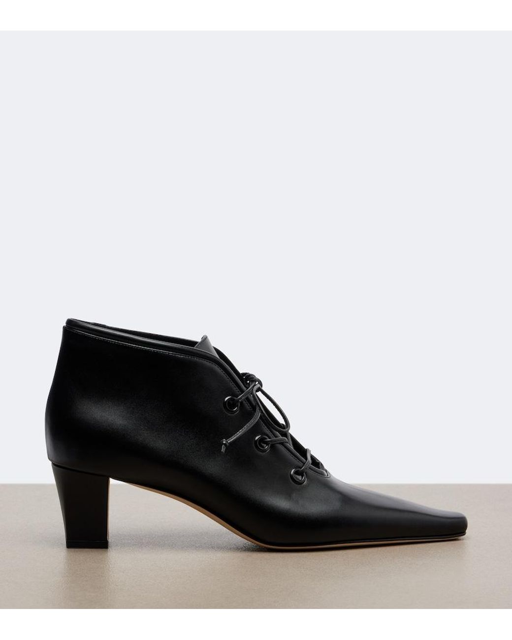 Manolo Blahnik Black Fuxa Leather Lace-Up Boots