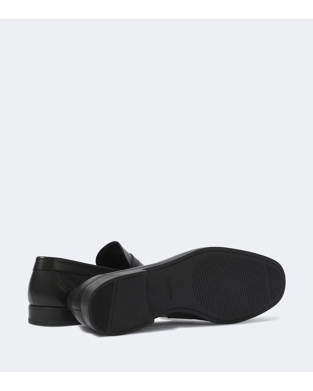 Magnanni Shoes Black Leather Penny Loafers for men