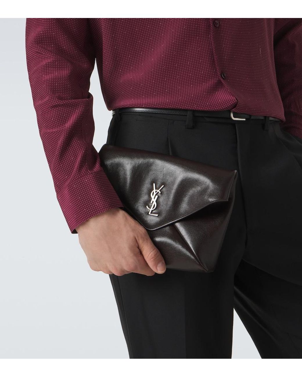 Borsa A Tracolla Cassandre Envelope di Saint Laurent in Black da Uomo