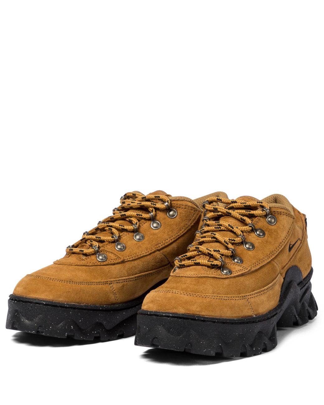 nike lahar low w suede sneaker boots in wheat