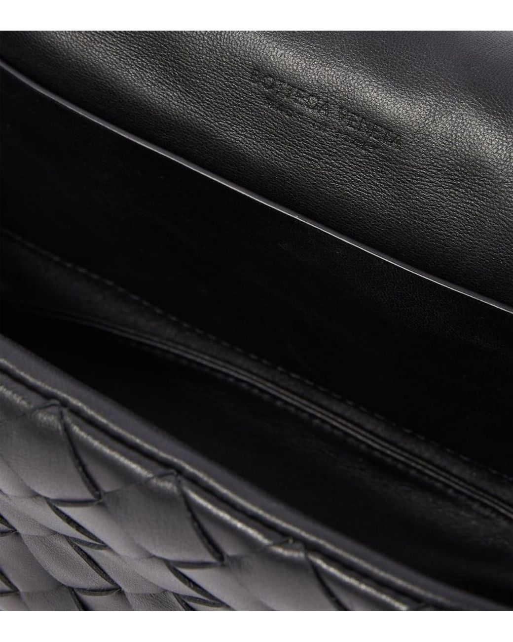 Bottega Veneta Schultertasche Mini Aus Leder in Black für Herren