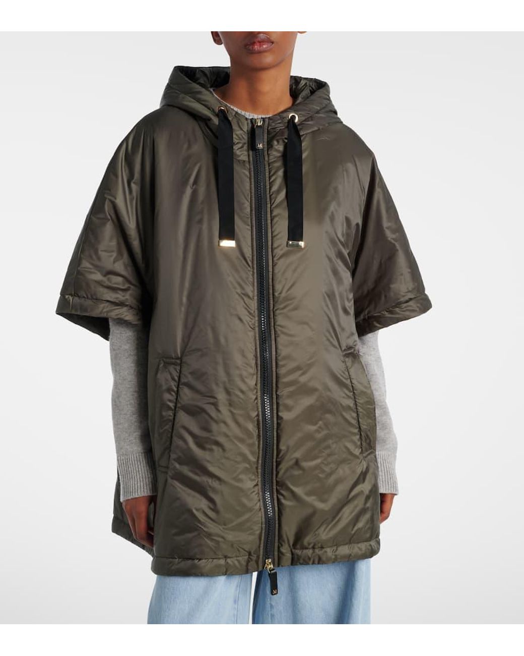 Max Mara The Cube Greenci Padded Canvas Cape in Black | Lyst