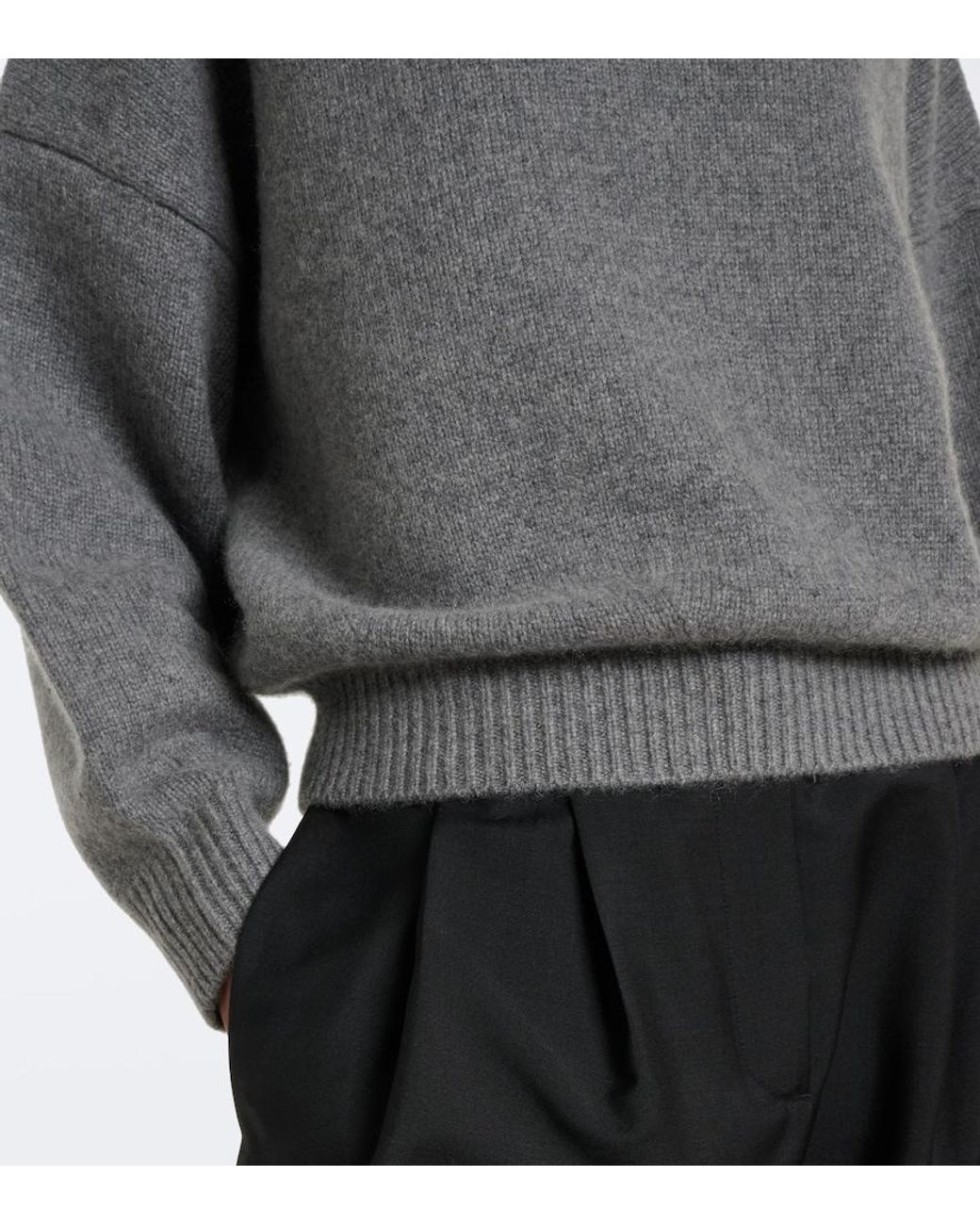 arch4 Gray Cimmie Cashmere Turtleneck Sweater