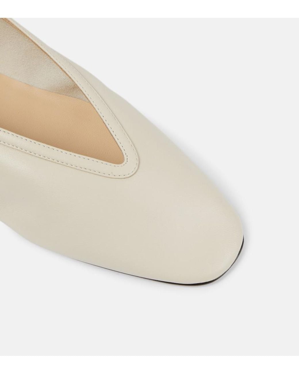Le Monde Beryl Natural Luna Leather Slippers