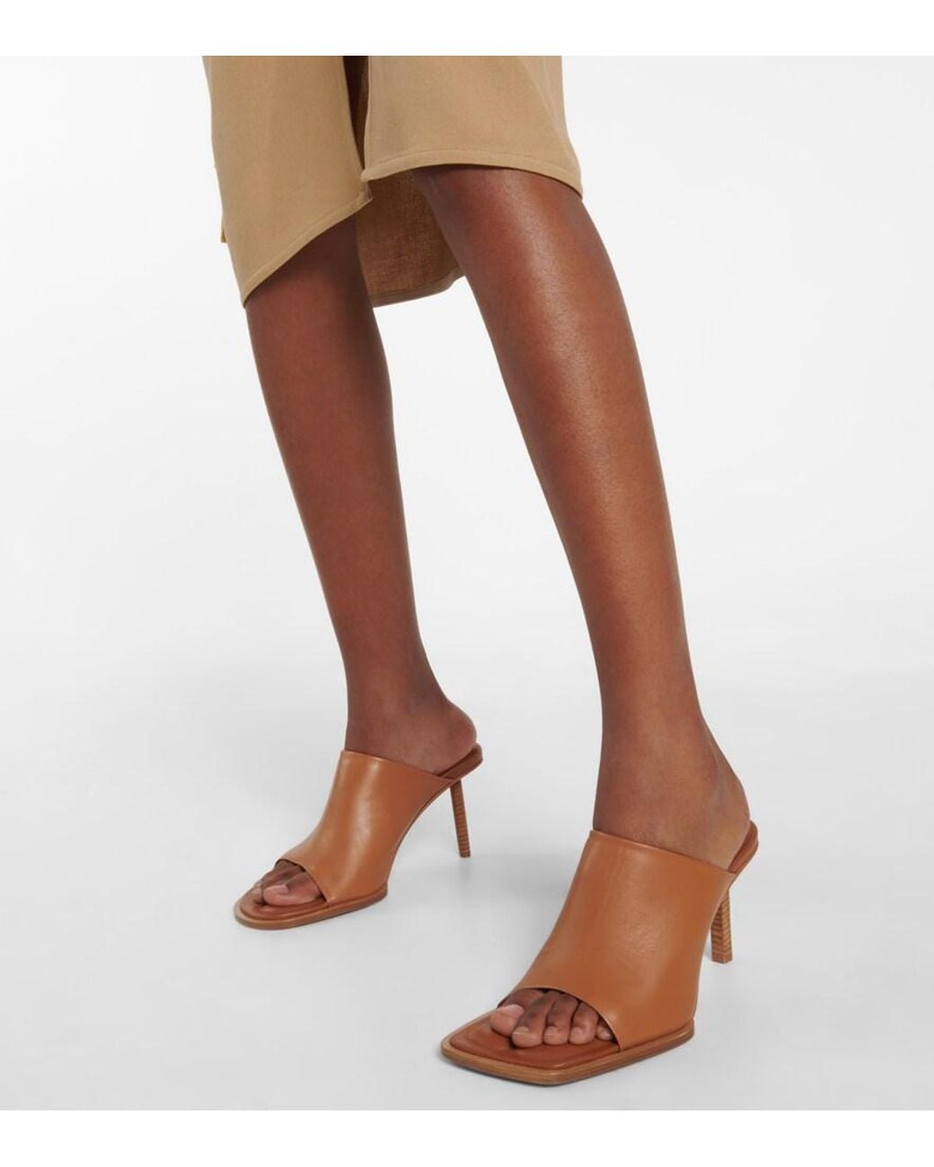 Jacquemus Brown Les Mules Carres Ronds Leather Mules