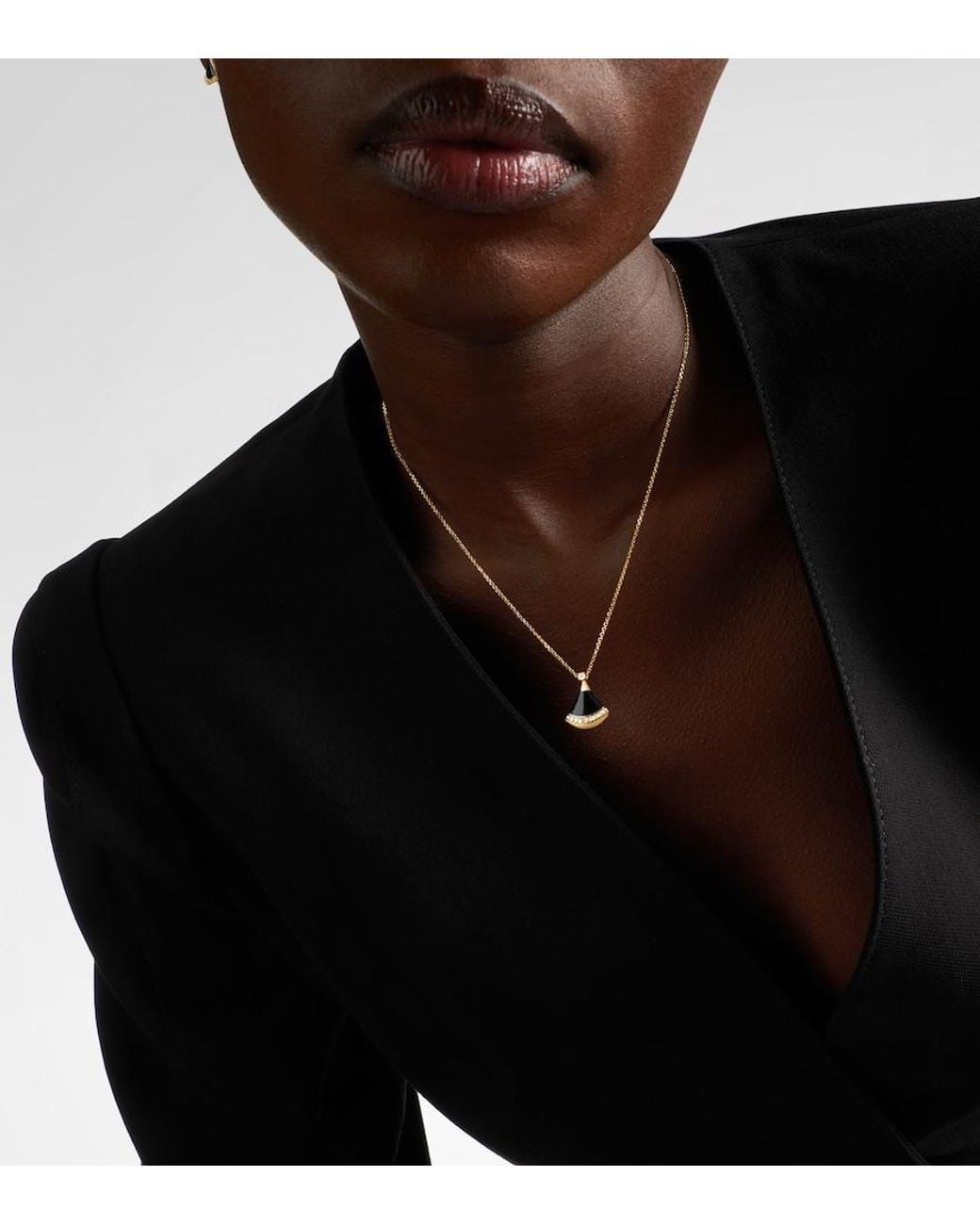 BVLGARI Metallic Divas' Dream 18Kt Pendant Necklace With Onyx And Diamonds