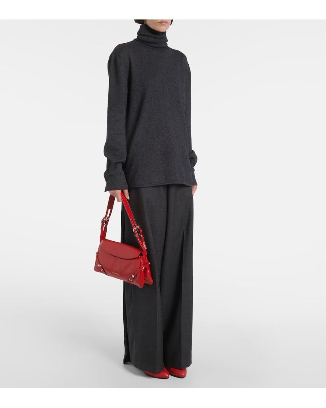 正規店買付【GIVENCHY】P'tit Voyou スモールバッグ Women's Small P'tit Voyou bag in patent leather | GIVENCHY | 24S