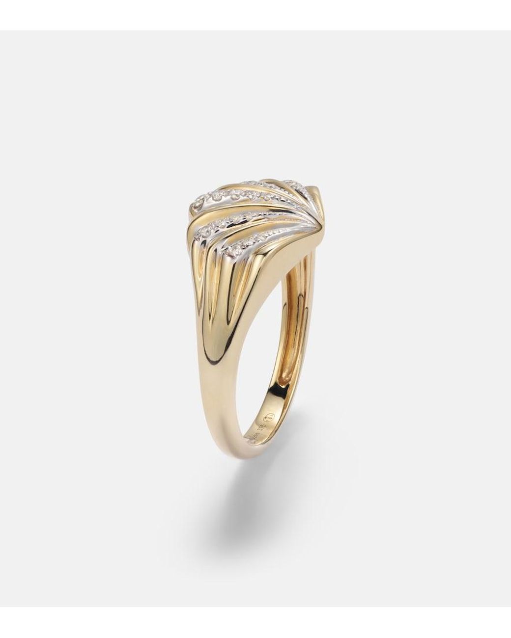 Yvonne Léon White Baby Chevaliere 9Kt Ring With Diamonds