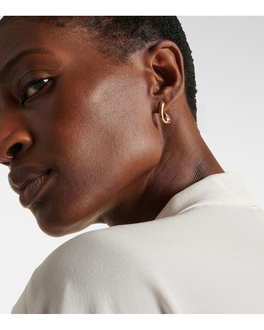 SHAY Metallic 18Kt Earrings With Diamonds
