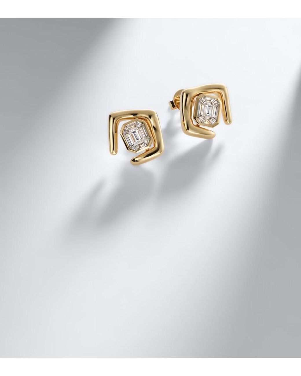 SHAY White Zar 18Kt Stud Earrings With Diamonds