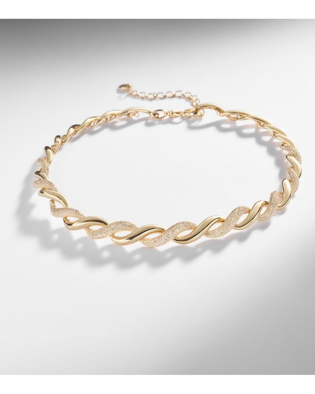 SHAY Metallic Wave 18Kt Necklace With Diamonds