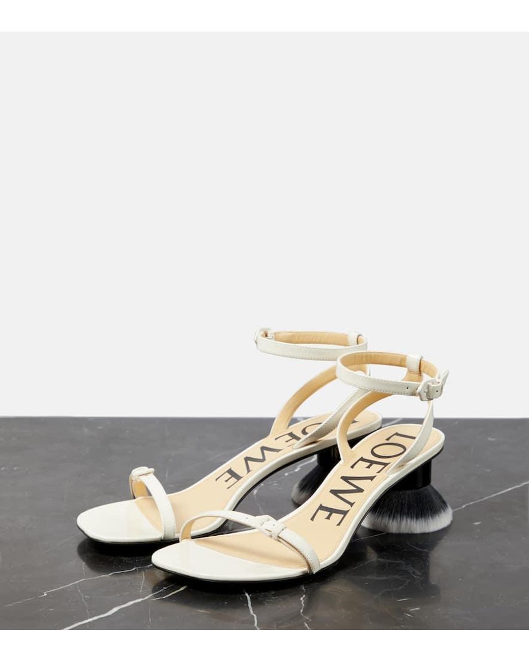 【送料&関税込】Loewe Petal Monstera Leather Sandals Loewe Petal Monstera Leather Sandals | italist