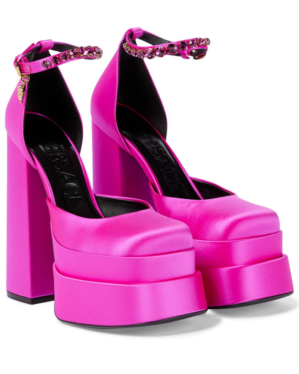 Sparen Sie 2% Damen Schuhe Absätze Schuhe mit Blockabsätzen und Pumps Versace Satin Medusa Head Plateau-Sandalen in Pink 