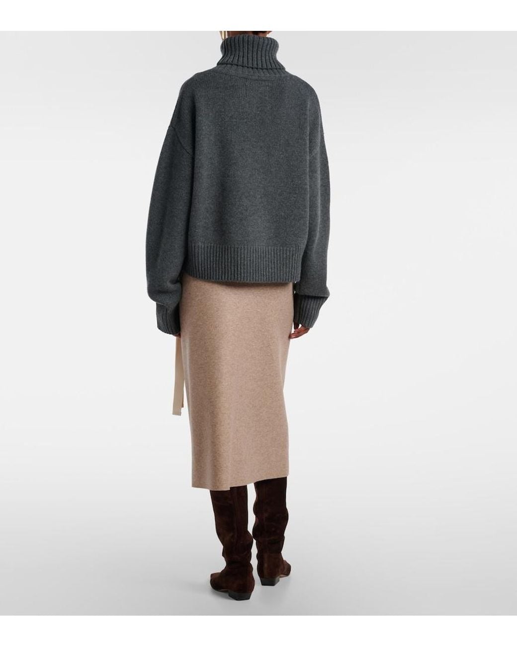 Extreme Cashmere Gray N°434 Crop Xtra Turtleneck Sweater