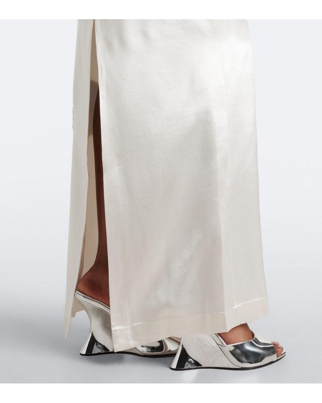 La Fuori Blue Floral Sequined Sik Satin Gown