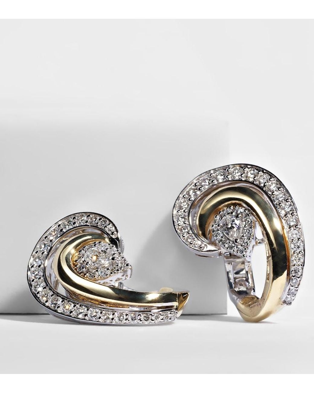 YEPREM White Golden Strada 18Kt And Earrings With Diamonds
