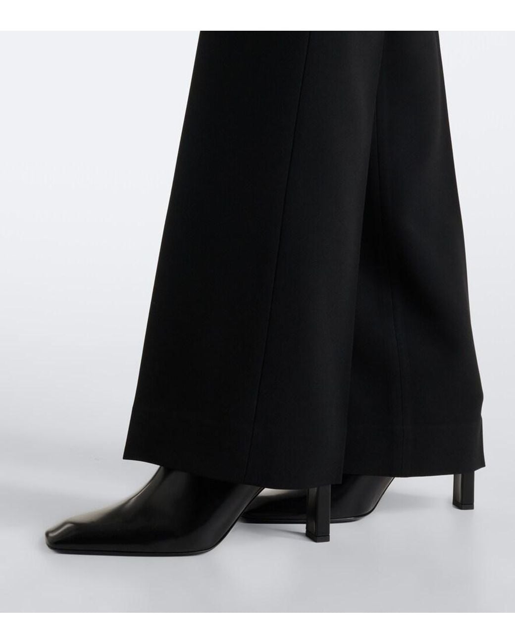 FFORME Black Lang Crepe Slim Pants