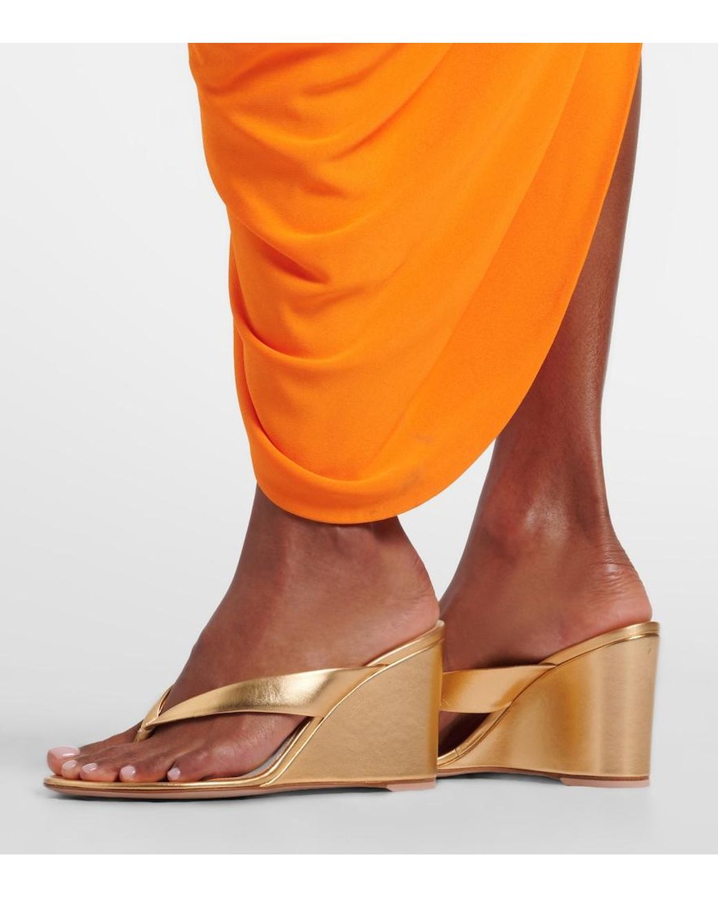 Gianvito Rossi Natural Leather Wedge Thong Sandals