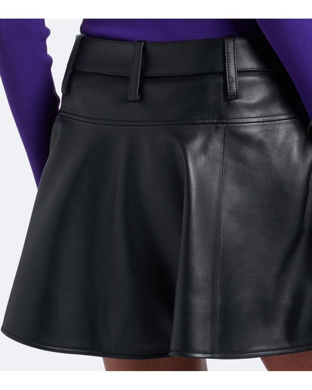 Minifalda De Piel Con Cinturon Loewe de color Black