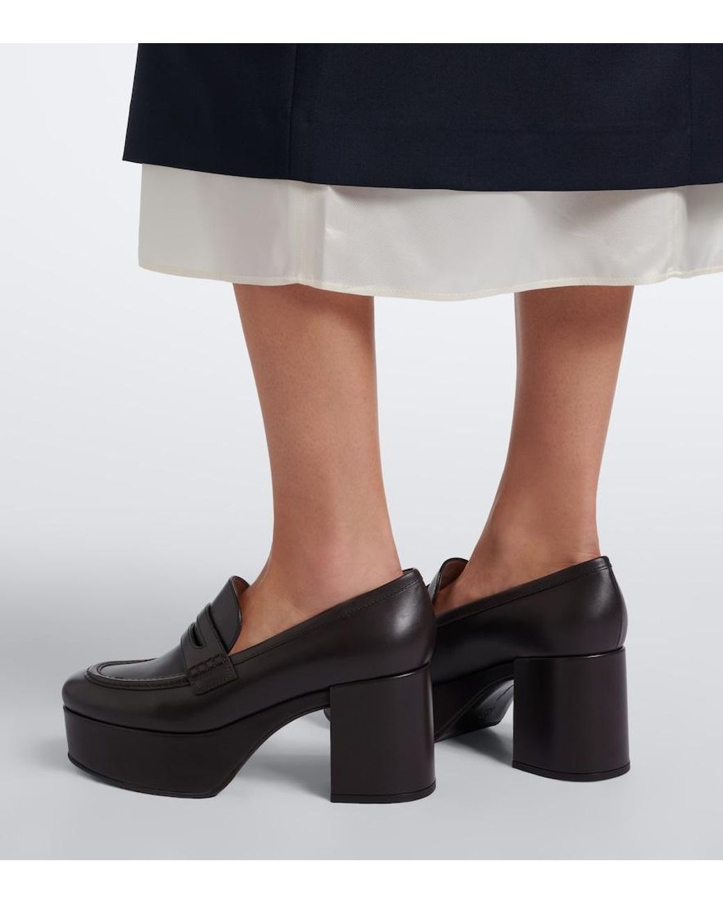 Gianvito Rossi Black Jenna Leather Loafer Pumps